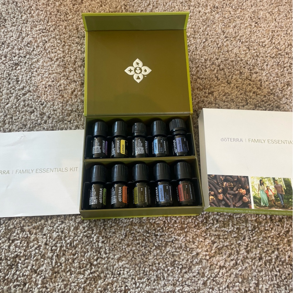doTERRA Essential Oils Family Essentials Kit Brand New